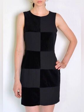 Laundry by Shelli Segal Crepe & Satin Banded Dress